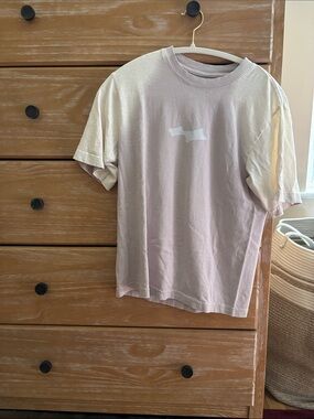 SKYLRK Crewneck T-Shirt in Light Purple and Cream
